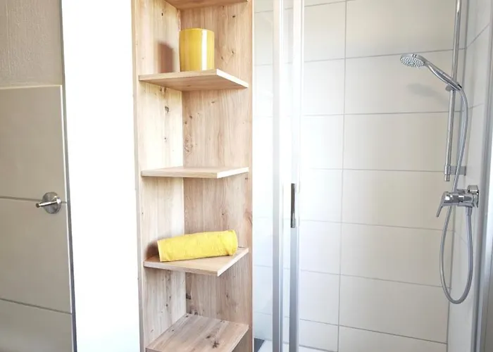 Danessi-business-apartment, Nahe Industriegebiet Und Koblenz, Wlan, Smart Tv Boxspringbett Mit Waipu, Vollausgestattete Kueche Uvm * Mülheim-Kärlich