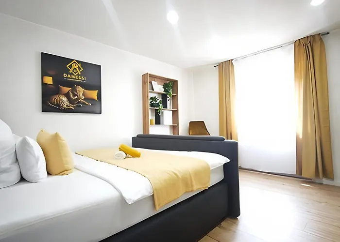 Danessi-business-apartment, Nahe Industriegebiet Und Koblenz, Wlan, Smart Tv Boxspringbett Mit Waipu, Vollausgestattete Kueche Uvm